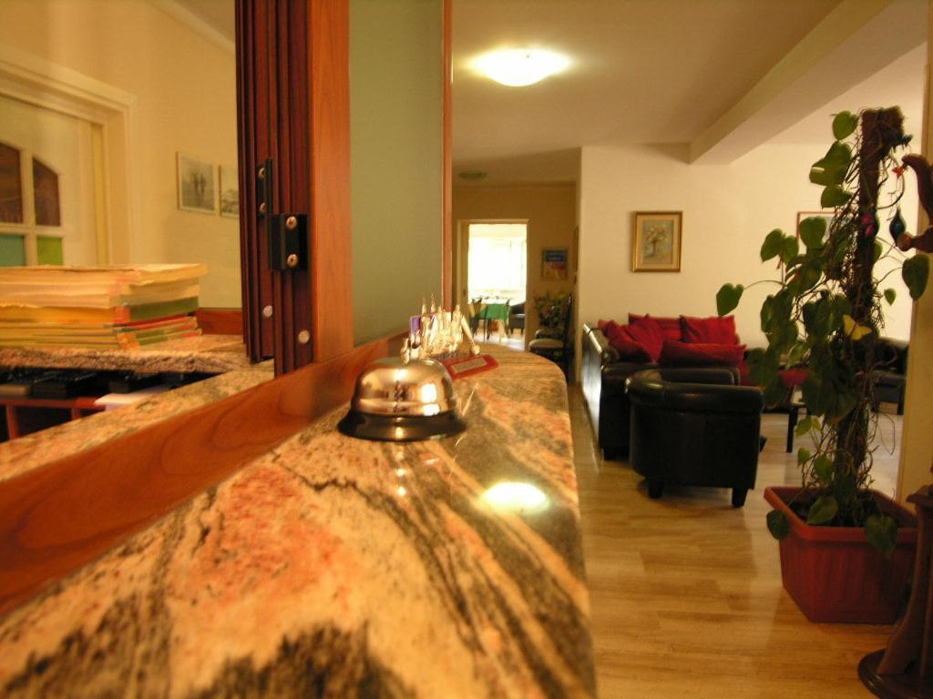 Hotel Villa Aurora Λατίνα Εξωτερικό φωτογραφία
